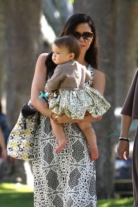 Jenna Dewan at mommy and me class with daughter Everly