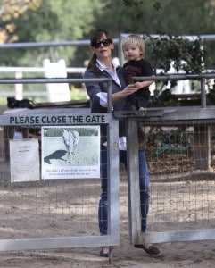 Jennifer Garner & her son Samuel @ the horseriding ranch