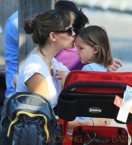 Jennifer Garner takes her kids Violet, Seraphina and Samuel to climb the rocks and play on the swings in Central Park