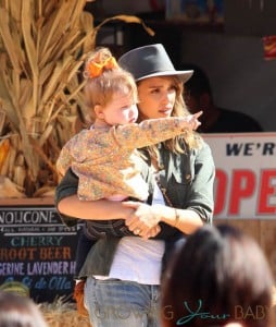 Jessica Alba with daughter Haven at Mr