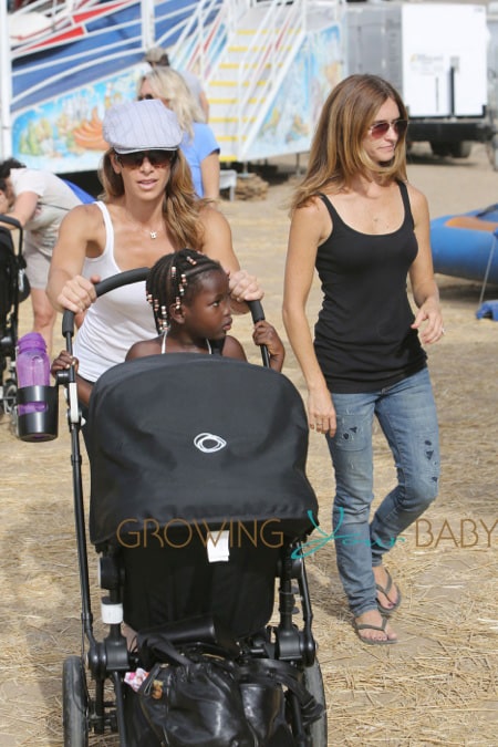 Jillian Michaels and  Heidi Rhoades enjoy the 32nd Annual Malibu Chili Cook Off with their children Lukensia and Pheonix 