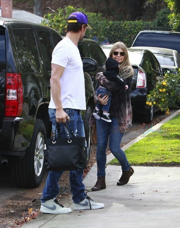 Josh Duhamel and wife Fergie visit Oliver Hudson's home with son AXL