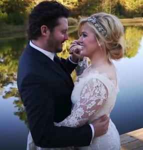 Kelly Clarkson and Brandon Blackstock wedding