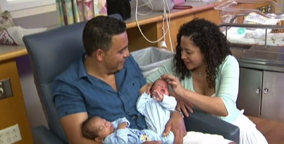 Lindalva Pinheiro da Silva and husband Ronald Antunes with twins Ronaldo and Alexandre