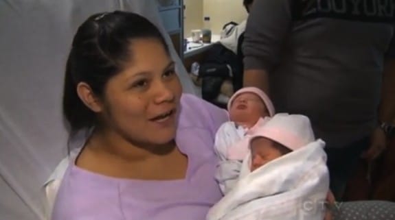 Lindsay Salgueiro with her twins Gabriela and Sophia