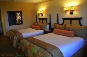 Loews Royal Pacific Resort - double bed room
