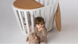 Miniguum infant bed - as storage