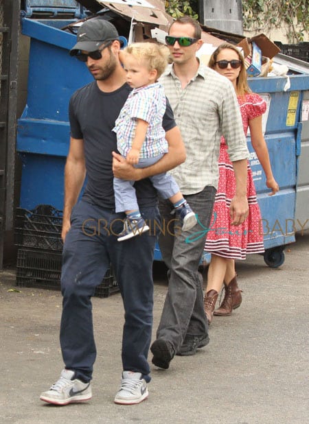 Natalie Portman & Family Out For Lunch In Venice