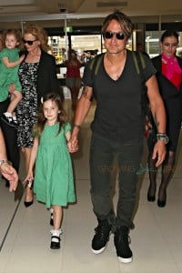 Nicole Kidman  and Keith Urban with their daughters Faith & Sunday at Sydney airport
