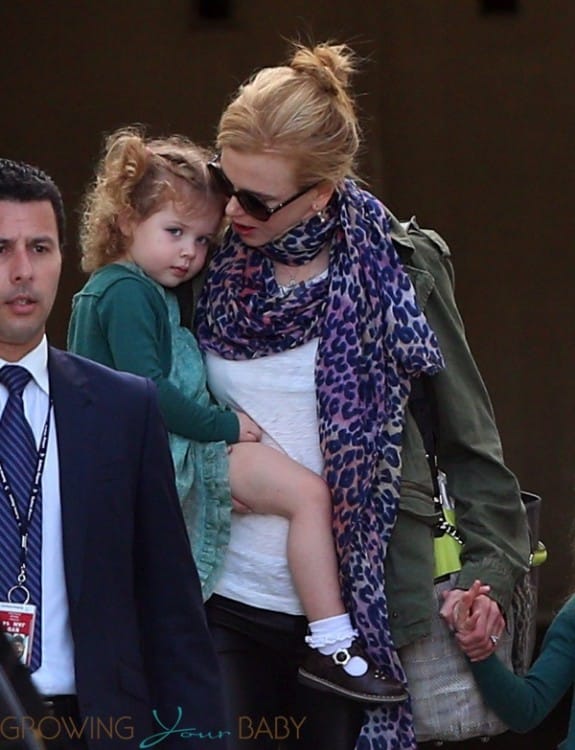 Nicole Kidman arrives in Sydney with daughter Faith and Sunday(not shown)
