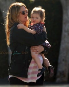 Pregnant Drew Barrymore with daughter Olive Kopelman