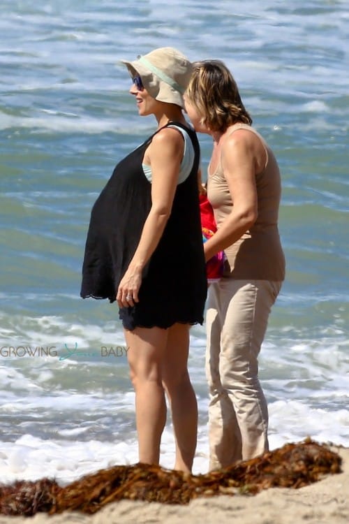 Pregnant Elsa Pataky at the beach