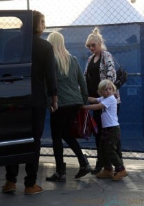 Pregnant Gwen Stefani with her family at Cirque Du Soleil