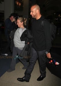 Pregnant Kendra Wilkinson and Hank Baskett at LAX