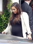 Pregnant Kim Kardashian seen walking out after having a lunch with her sister Kourtney Kardashian in Los Angeles