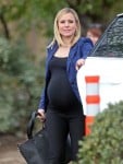 Heavily pregnant Kristen Bell seen on the set of 'House of Lies' in Los Angeles