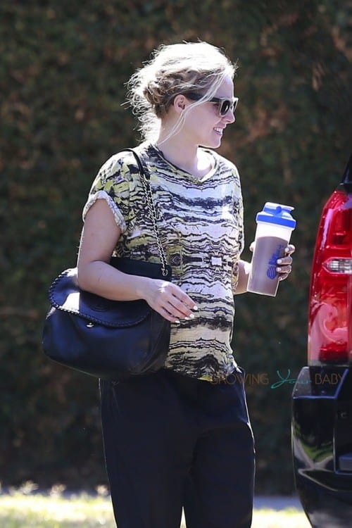 Pregnant Kristen Bell out in LA