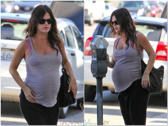 Pregnant Rachel Bilson shops in Los Angeles