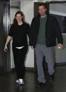 Pregnant jennifer Garner leaves the hospital with Ben Affleck after a checkup