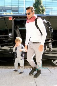 Ricky Martin Travels With His Sons Matteo & Valentino