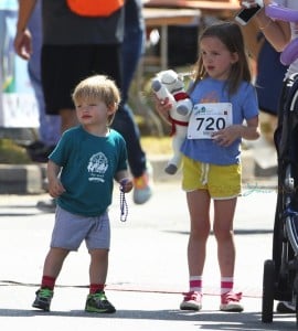 Samuel and Seraphina Affleck at the 2nd annual "Home Run For Kids" race