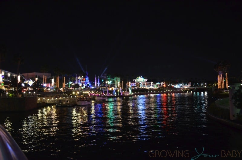 Universal Orlando citywalk at night