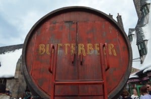 Universal Studios - butterbeer cart