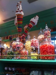 Universal Studios - honeydukes candy shop