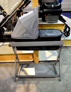 Uppababy 2014 Vista:Cruz bassinet with stand