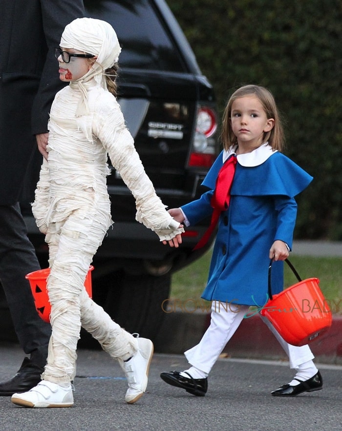 Violet and Seraphina Affleck out for Halloween 2013