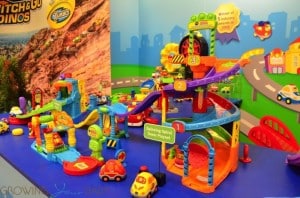 Vtech go go smart cars Ultimate Amazement Park Playset side view