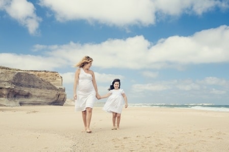 pregnant mom on the beach