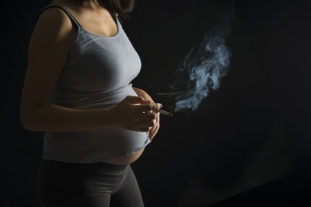 pregnant smoking