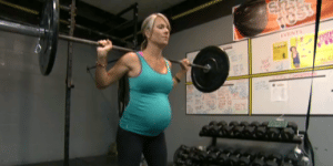weightlifting pregnant mom Lea-Ann Ellison
